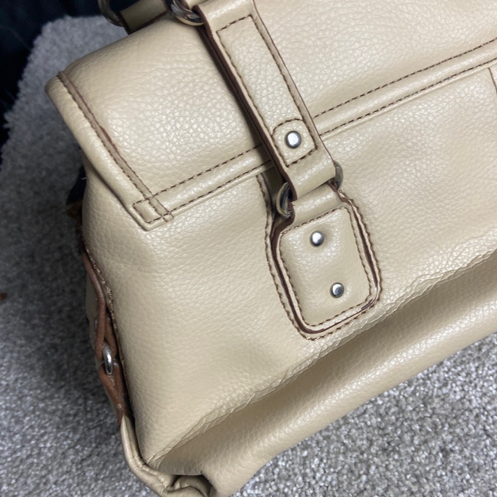 Rello Cream Leather Bag💕 - Picture 2 of 11